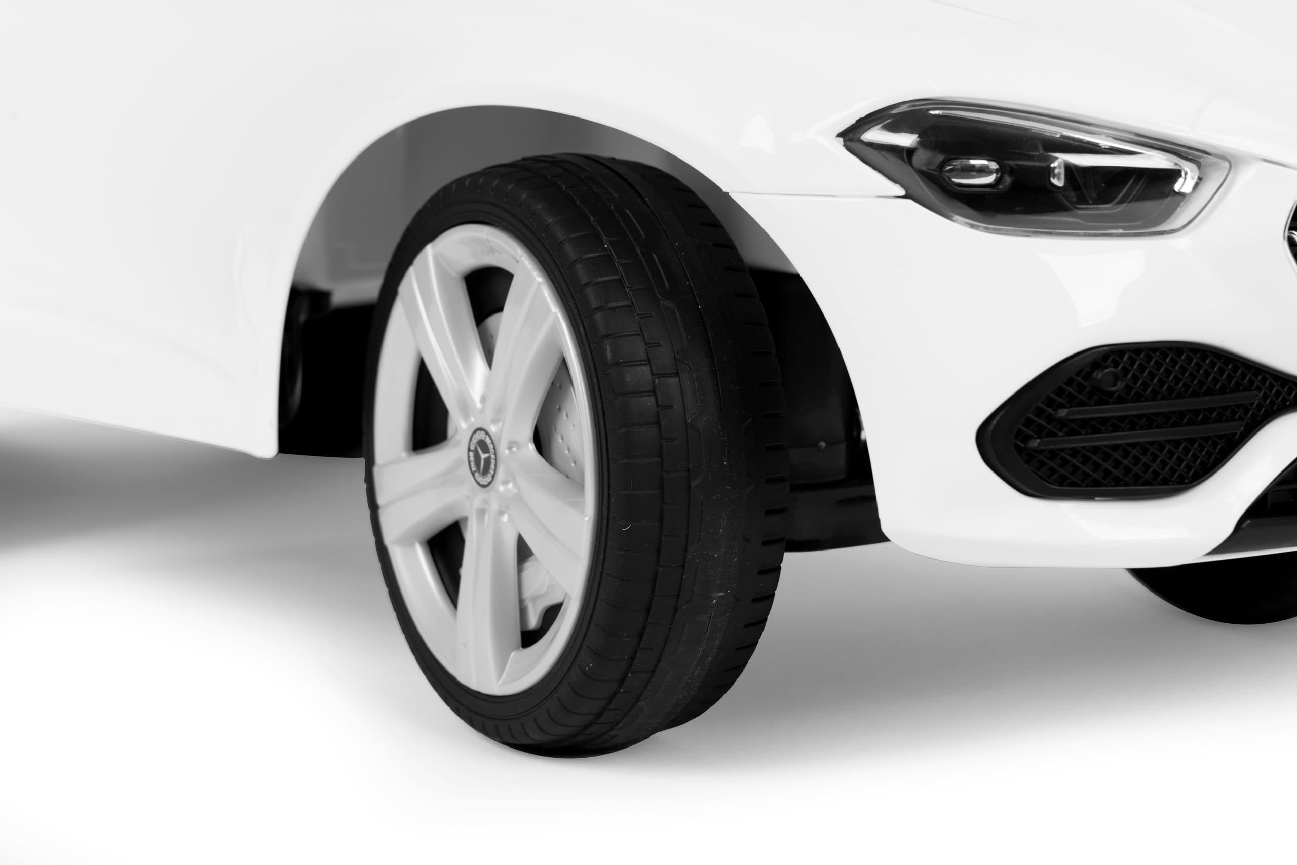 Jeździk autko Mercedes C CLASS biały